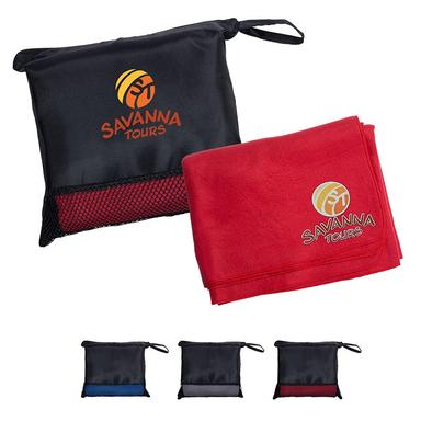 TRAVEL BLANKET IN POUCH